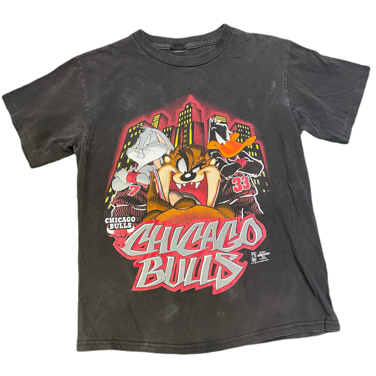 Looney Tunes Cartoon Chicago Bulls 3 Peat Shirt - High-Quality